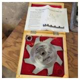 Adjustable dado cutting head