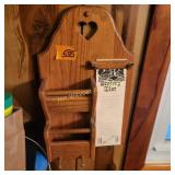 Wall organizer
