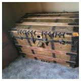 Vtg Trunk