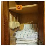 Dish towels, measuring cups