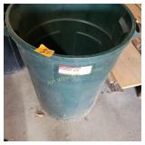Trash can bird seed
