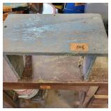 Small wood bench *grey*