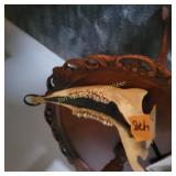Vtg Like type Caribou jaw bone ( not authenticate)
