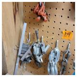 Puller, Hooks