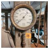 W.D. Allen Mfg. Co.. Brass Pressure Gauge