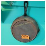 Cast iron skillet