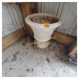 Flower pot