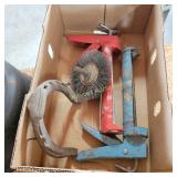 Caulking guns, Horse Shoe