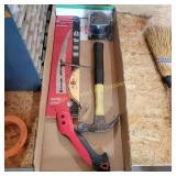 Saw Blade, Hammer