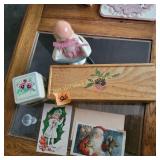 Cards, trinkets