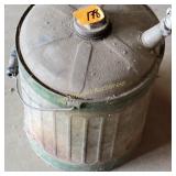 Vtg gas can