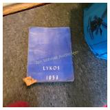 1953 Lykos year book