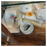Linens, Trinket plates