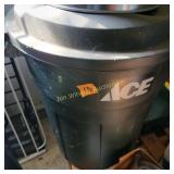 Trash can