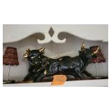 Ceramic Bulls and 2 little lamps
