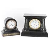 Lot of 2 Clocks