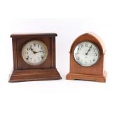Lot of 2 Clocks