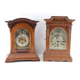 Lot of 2 Clocks