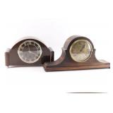 Lot of 2 Clocks.