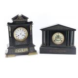 Lot of 2 Clocks.