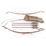 Lot of 2 Bows & Quiver of Arrows.