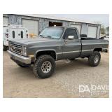 1987 CHEVY SILVERADO 20 PICKUP, 4X4, 350 FI