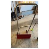 Two wheel light snow handled pusher for your