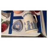 2 pieces of Wedgwood, white picture with applied