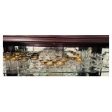 Collection of vintage classes, Gold trim water,