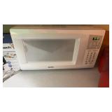 Kenmore white microwave oven, model number