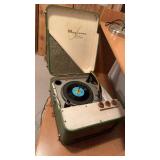Vintage 1970s Magnavox, portable record player,