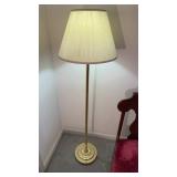 5 foot brass tone, floor lamp, working in the