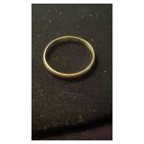 14 K gold menï¿½s wedding band ring hallmarked 14 K