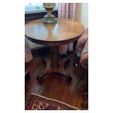 Antique round, top table, the column base, table