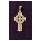 Antique Irish Celtic 14 K gold cross, weight of