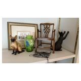 Cat collection, that includes a vintage porcelain