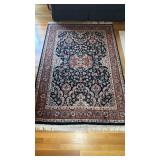 Medium size Persian carpet rug, with full tide