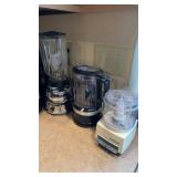 3 kitchen appliances, Osterizer blender with two
