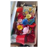 Trailer lot of vintage kitchen, T playset, hard