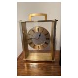Seo court table clock, battery operated, needs