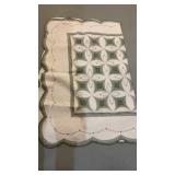 Full-size quilt, newer made, no label found,