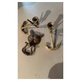 Antique brass Foxhead door knocker and a pair of