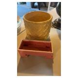 Two vintage flowerpots, pink rectangular pot and