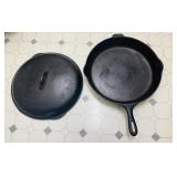 Antique cast-iron No 12 skillet frying pan with