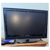 24 inch DYNX TV & ROKU Stick