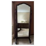 Fine Quality Antique Mahogany Cheval Mirror