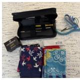 4 Bandannas & Tool Kit