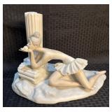 Vintage Lladro Porcelain Figure "Contemplation"