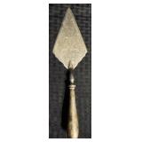 Sterling Handled Cake Trowel / Server Eales 1779