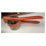 Vtg Red Handle Potato Ricer & Food Press 